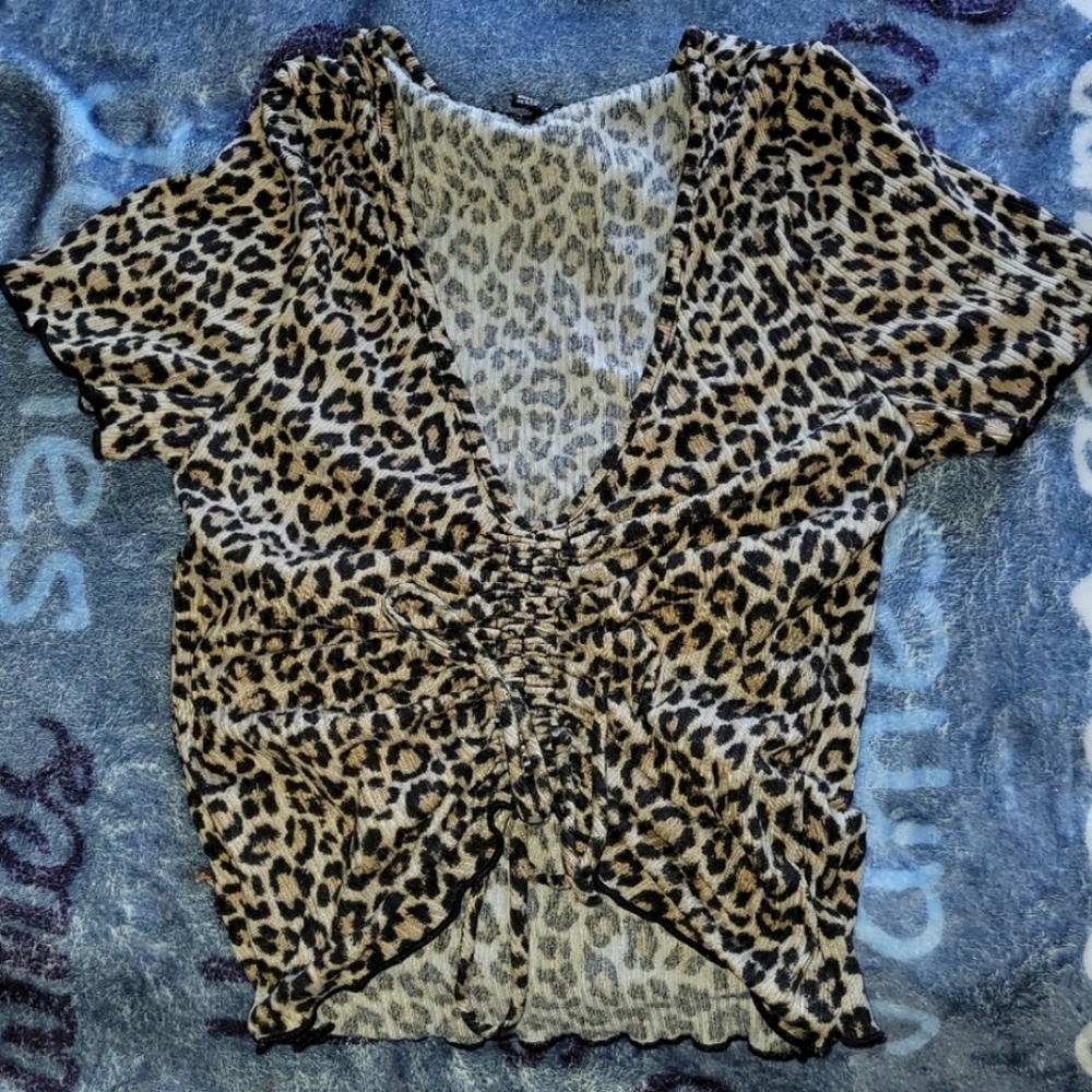Leopard print top